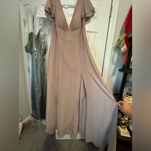 AZAZIE ASHIKA - Picture 6 of 8